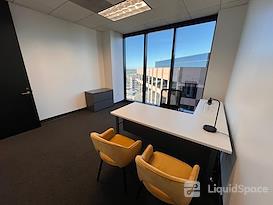 (WFB) Wells Fargo Tower