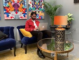 Use Space - Co-Working & Office Space