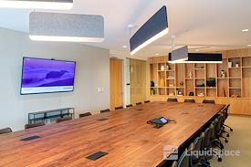 Industrious - Perimeter 7000 Central Parkway