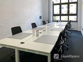 Regus | Berlin Leuchtenfabrik