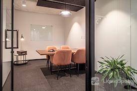 Industrious - Liberty Center