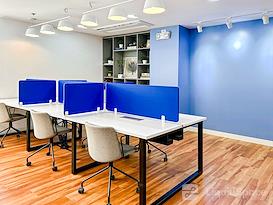 Regus | Quezon City, Triumph Square