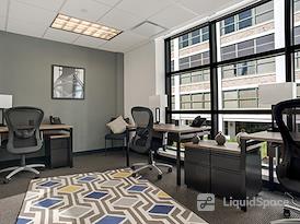 Regus | Schraffts Center