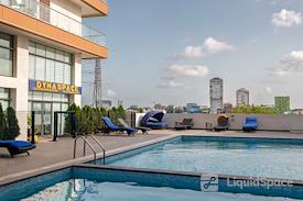 Regus | Williams Trace