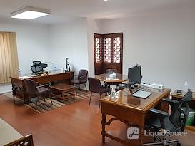 Regus | Illinois, Oak Brook - One Lincoln Center