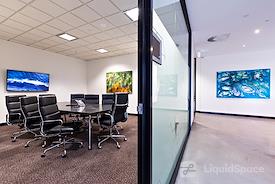 CorporateCubes.Co - 333 Collins