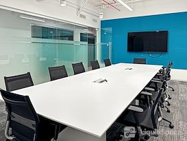 SPACES | IL, Chicago-  1 N State Street