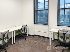 Regus | Columbus - Boltworks Bldg.