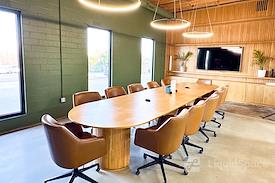 Loloft, Rogers - Flexible Meeting / Event Space 