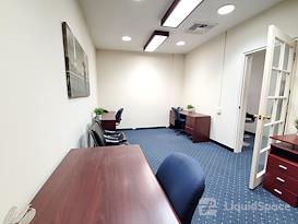 RE/MAX PREMIER PROPERTIES - San Marino