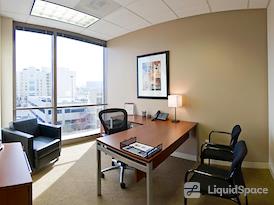 Regus | Howard Hughes Parkway