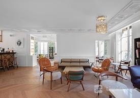 Regus | Signature, Quartier Des Banques