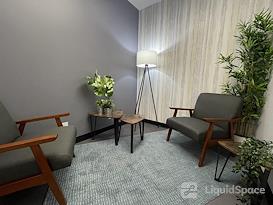 LAUFT Shops at Don Mills