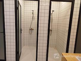 Regus | Accra, Roman Ridge