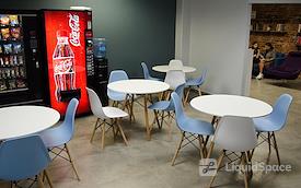 Circle Hub- Los Angeles