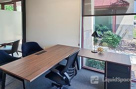 Regus | Phoenix - E Camelback Rd