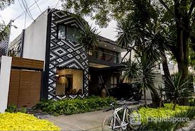 Central W - Del Valle