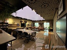 Bayan Business Center