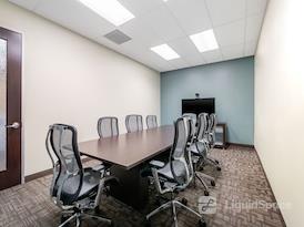 Regus | CNA Building