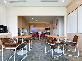 HQ | Jakarta Plaza Oleos