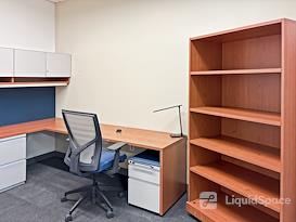 Regus | IL, Rosemont - W Higgins