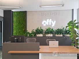 Signature | Prague, OFFY