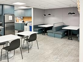 Regus | Las Vegas - E Carson St