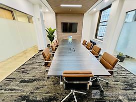 TKO Suites  - 307 West 38th Street