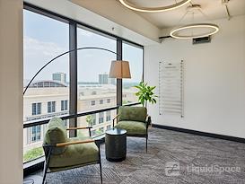Regus | FL, Jacksonville - Laura St