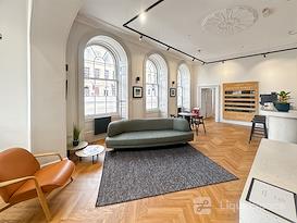 Signature | Edinburgh, 6 Waterloo Place