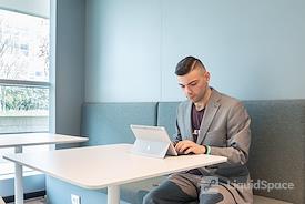 Regus | San Donato, Ten Building