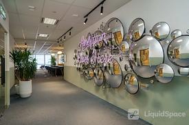 The Bousteador | Mutiara Damansara