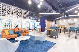 Expansive - Main Street