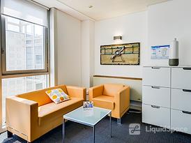 HQ | ROISSY HQ, Airport