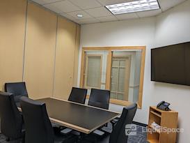 Intelligent Office Denver (Cherry Creek)