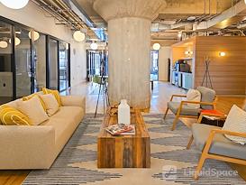 SPACES | MO, Kansas City - Walnut Street