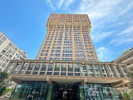 Signature | Milan, Torre Velasca