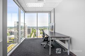 Regus || Liberty Centre Lloyd District
