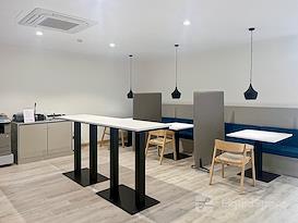 Regus | Ebene, Nexsky Building