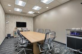 Regus || Burbank Media District