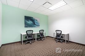 Regus | 24th and Camelback