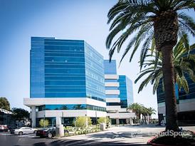 Regus | Centerpointe
