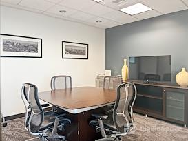 Regus || Liberty Centre Lloyd District