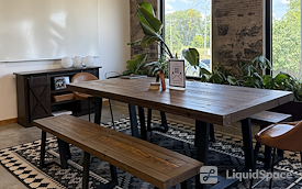 Loloft, Rogers - Flexible Meeting / Event Space 