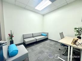 Office Evolution - Golden