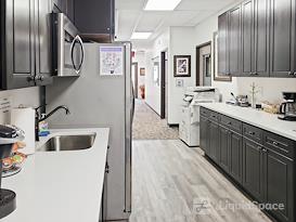 Regus | CO, Lafayette - The Plaza