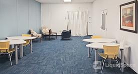 HQ | NC, Greensboro - W Friendly Ave