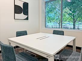 Regus | IL, Hoffman Estates - Prairie Stone Pkwy