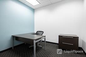 Regus | Cap Trust Tower