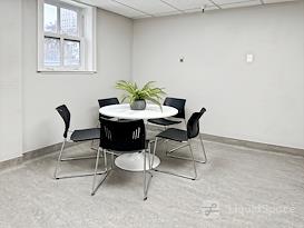 HQ | CA, Sacramento - 11th St